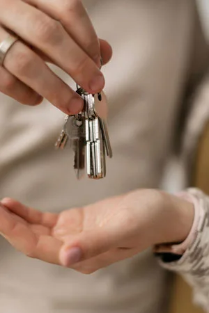 contact-verkoop-300x450